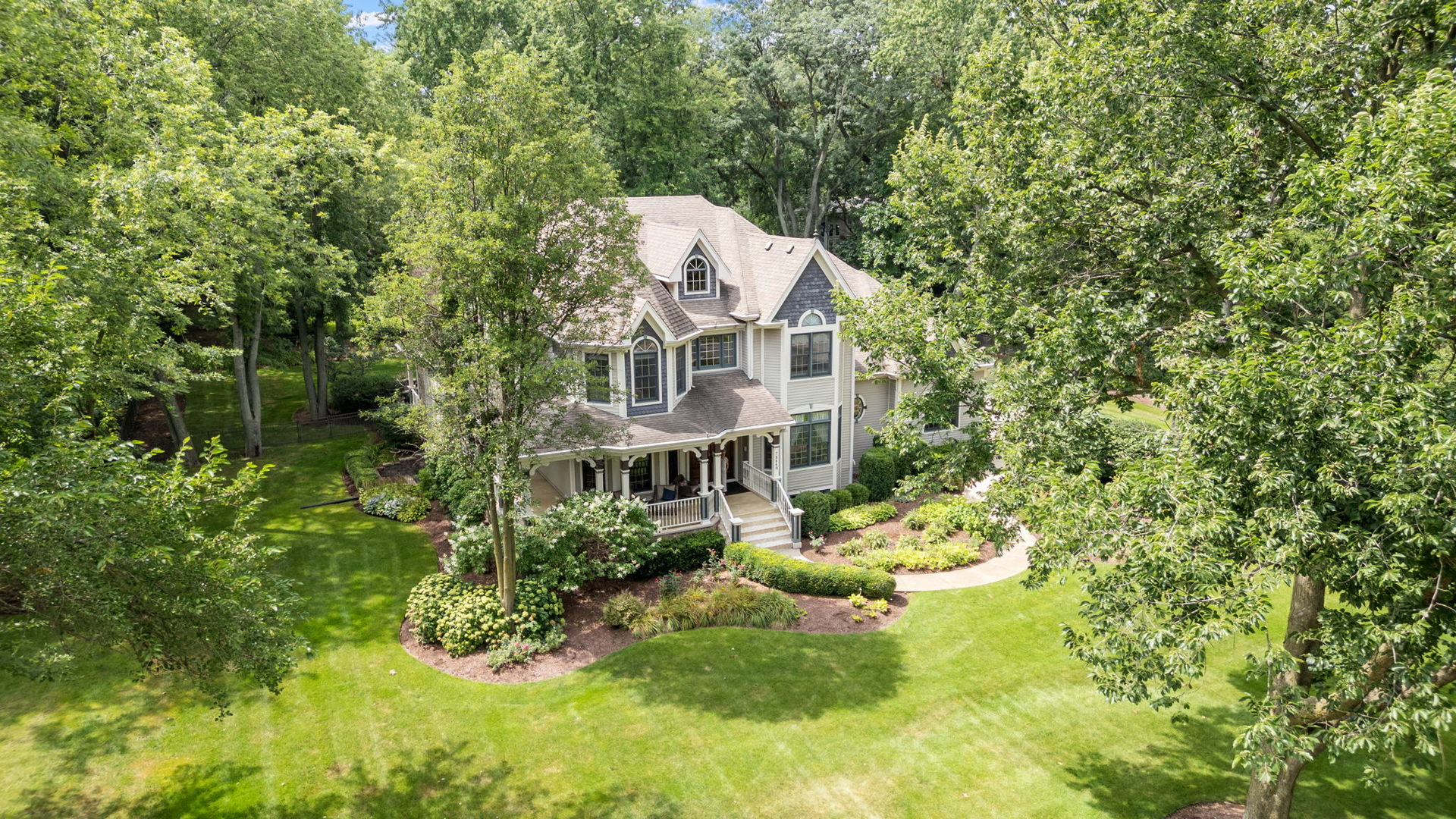 7S448 Arbor Drive, Naperville, IL 60540