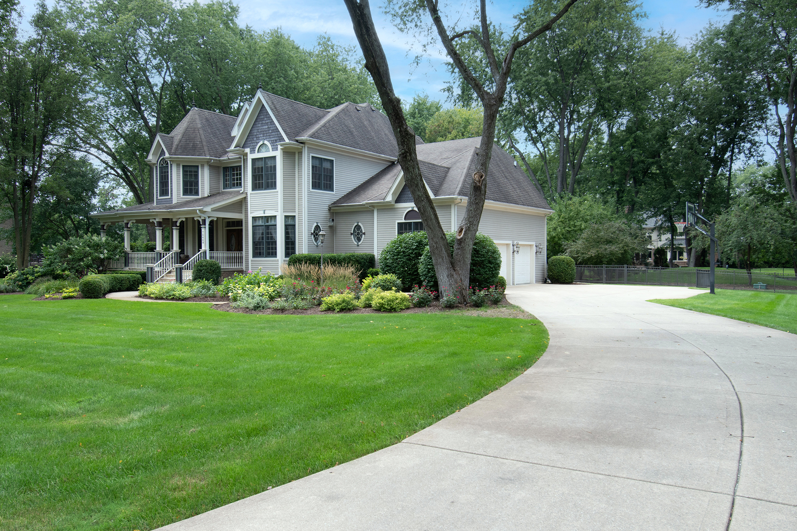 7S448 Arbor Drive, Naperville, IL 60540