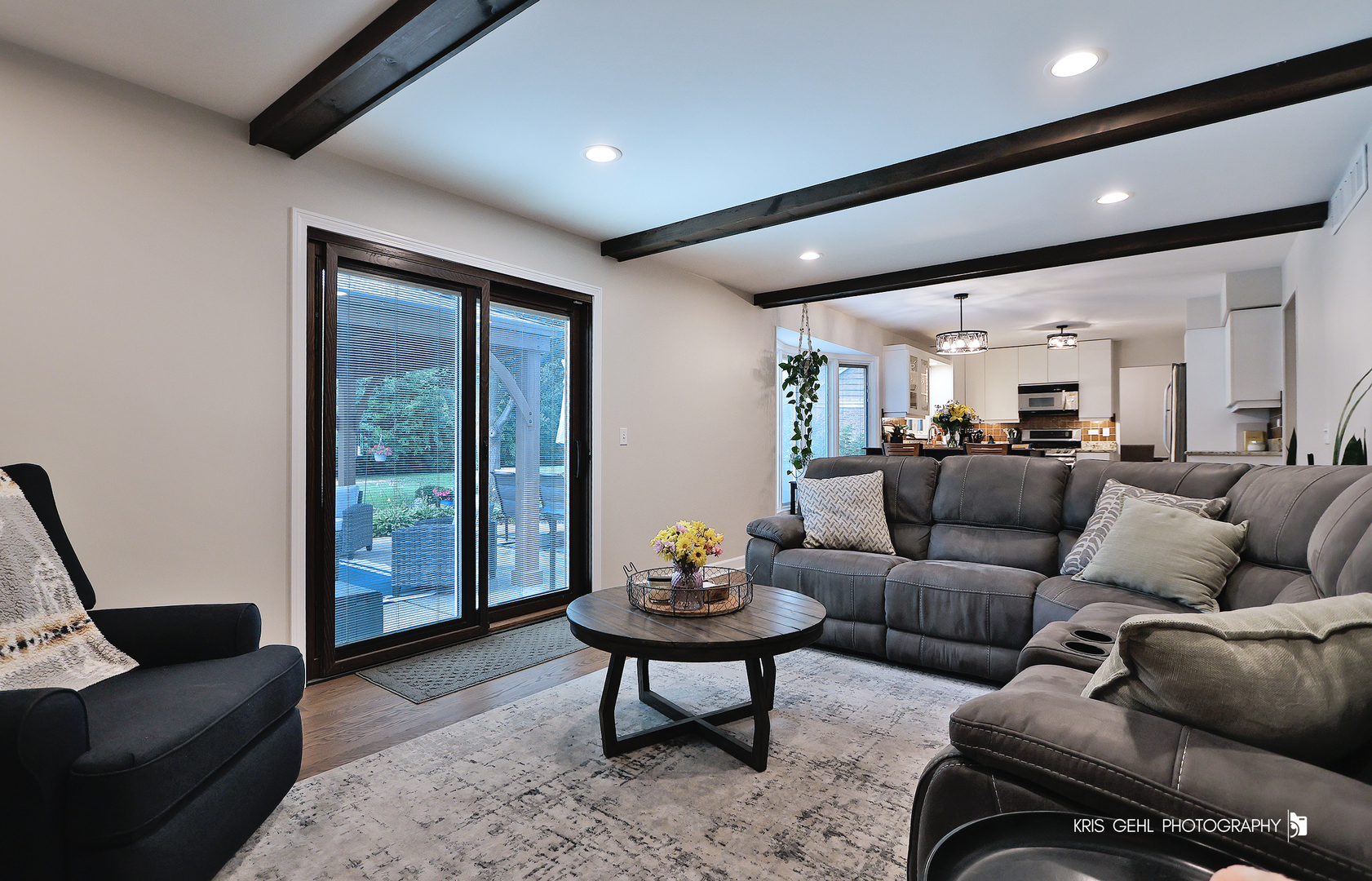 3228 N Volz Drive, Arlington Heights, IL 60004