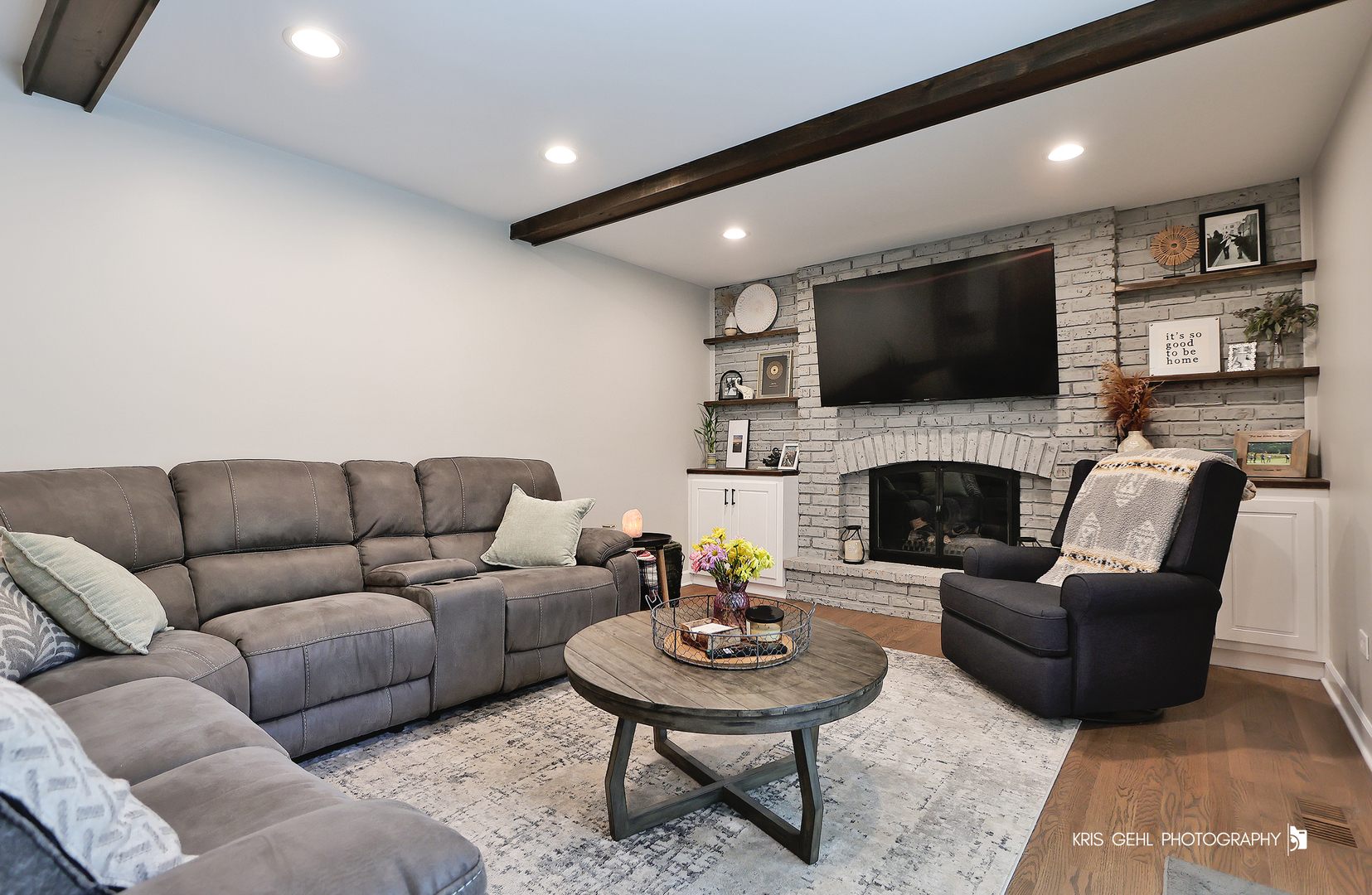 3228 N Volz Drive, Arlington Heights, IL 60004