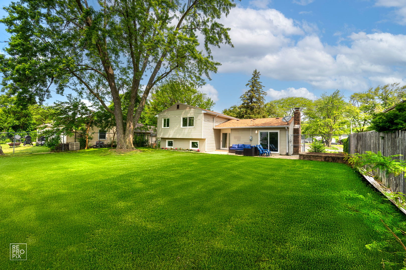 337 E Briarcliff Road, Bolingbrook, IL 60440