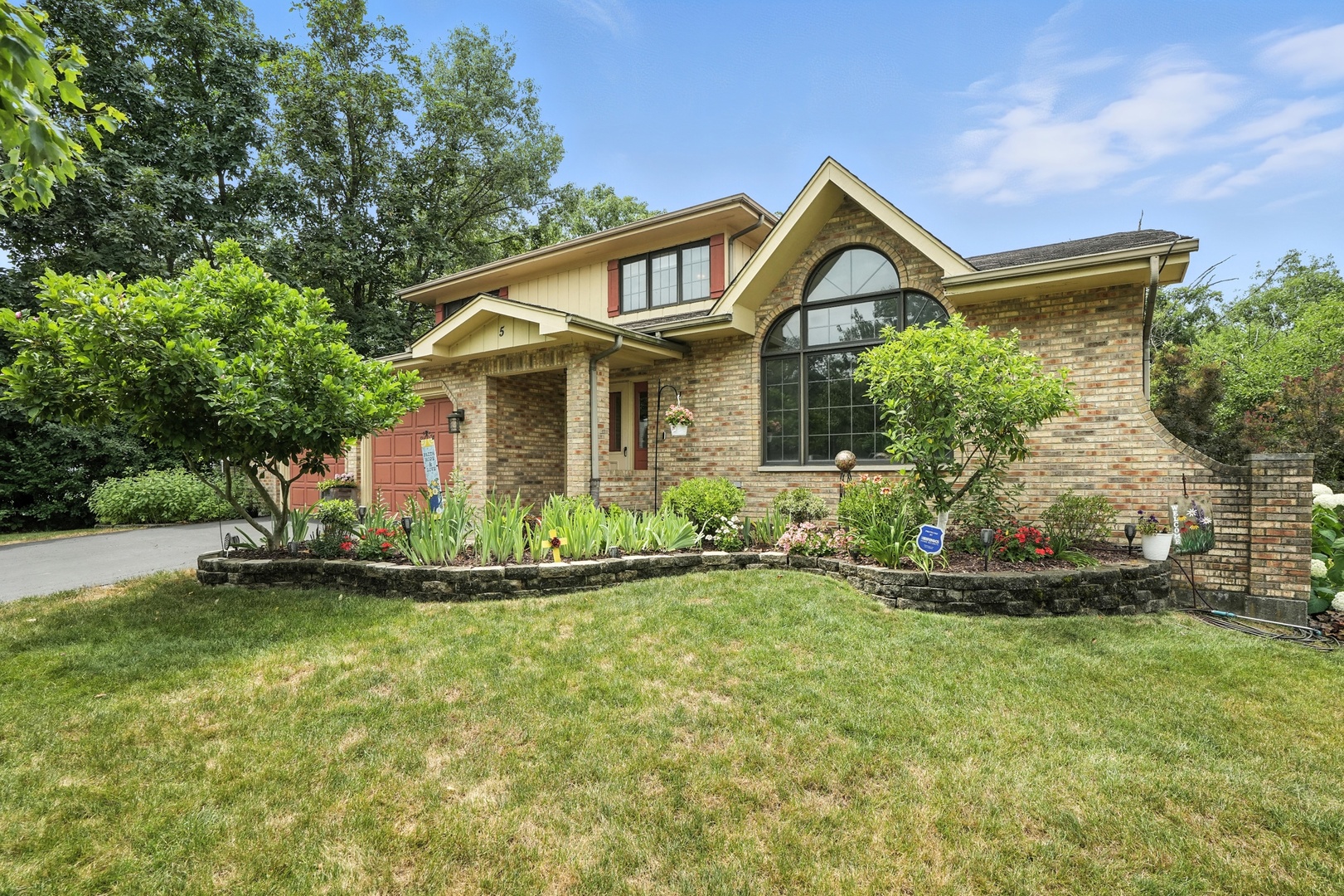5 Geneva Court, Crete, IL 60417
