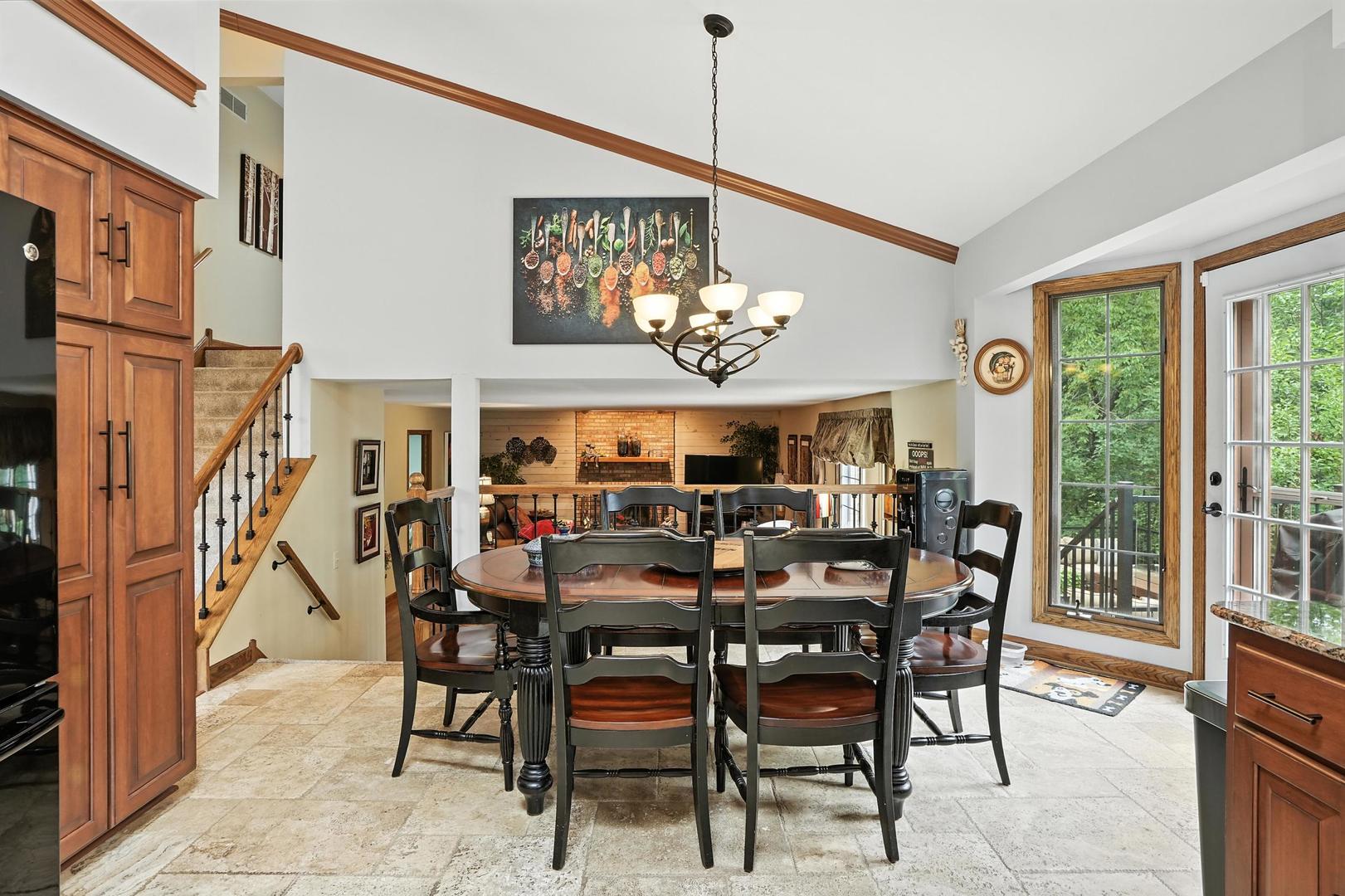 5 Geneva Court, Crete, IL 60417