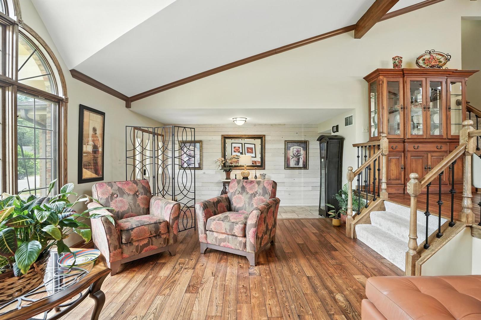 5 Geneva Court, Crete, IL 60417