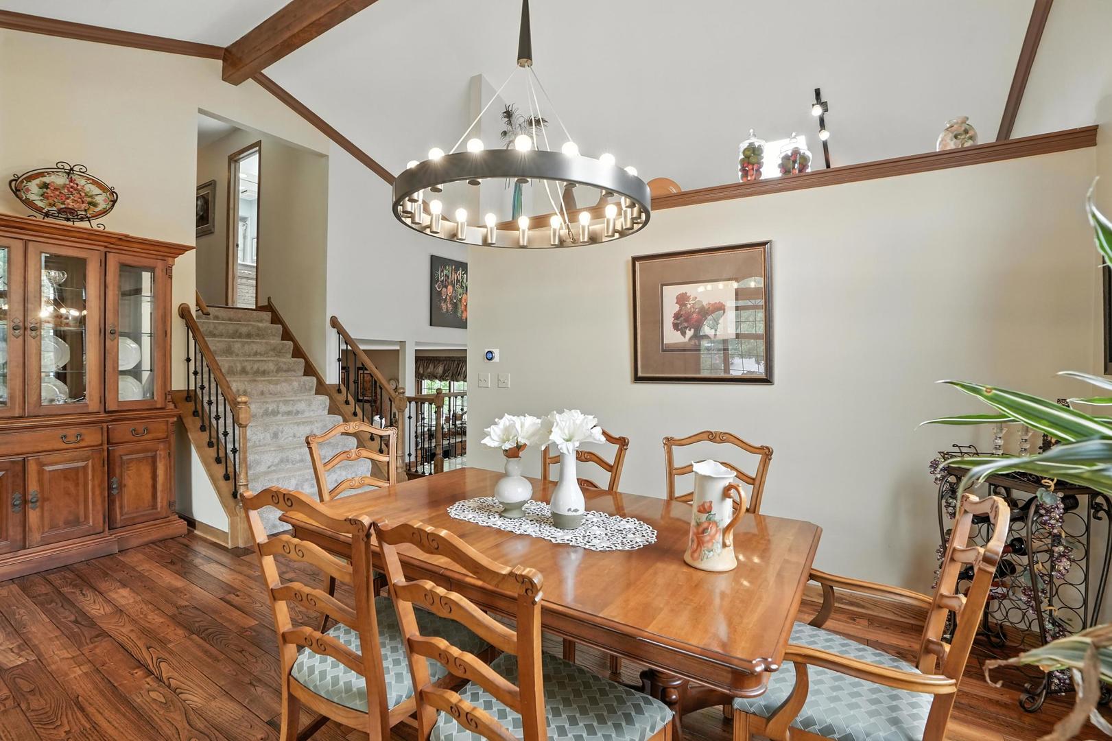 5 Geneva Court, Crete, IL 60417