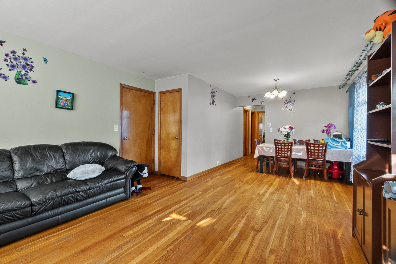4729 N Kildare Avenue, Chicago, IL 60630