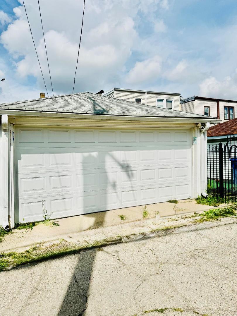 1621 N Luna Avenue, Chicago, IL 60639