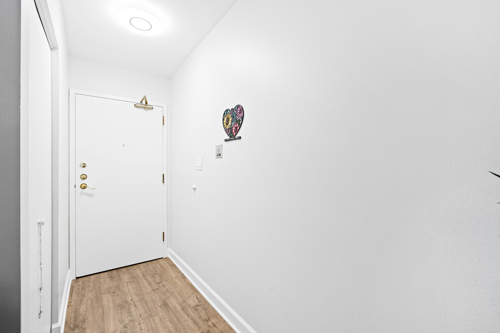 130 Crest Wood Court #1, Schaumburg, IL 60195