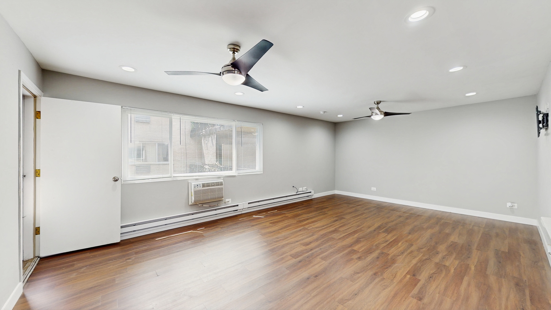 1436 W Farwell Avenue #2D, Chicago, IL 60626