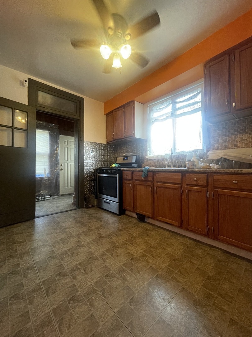 7553 S Wolcott Avenue, Chicago, IL 60620