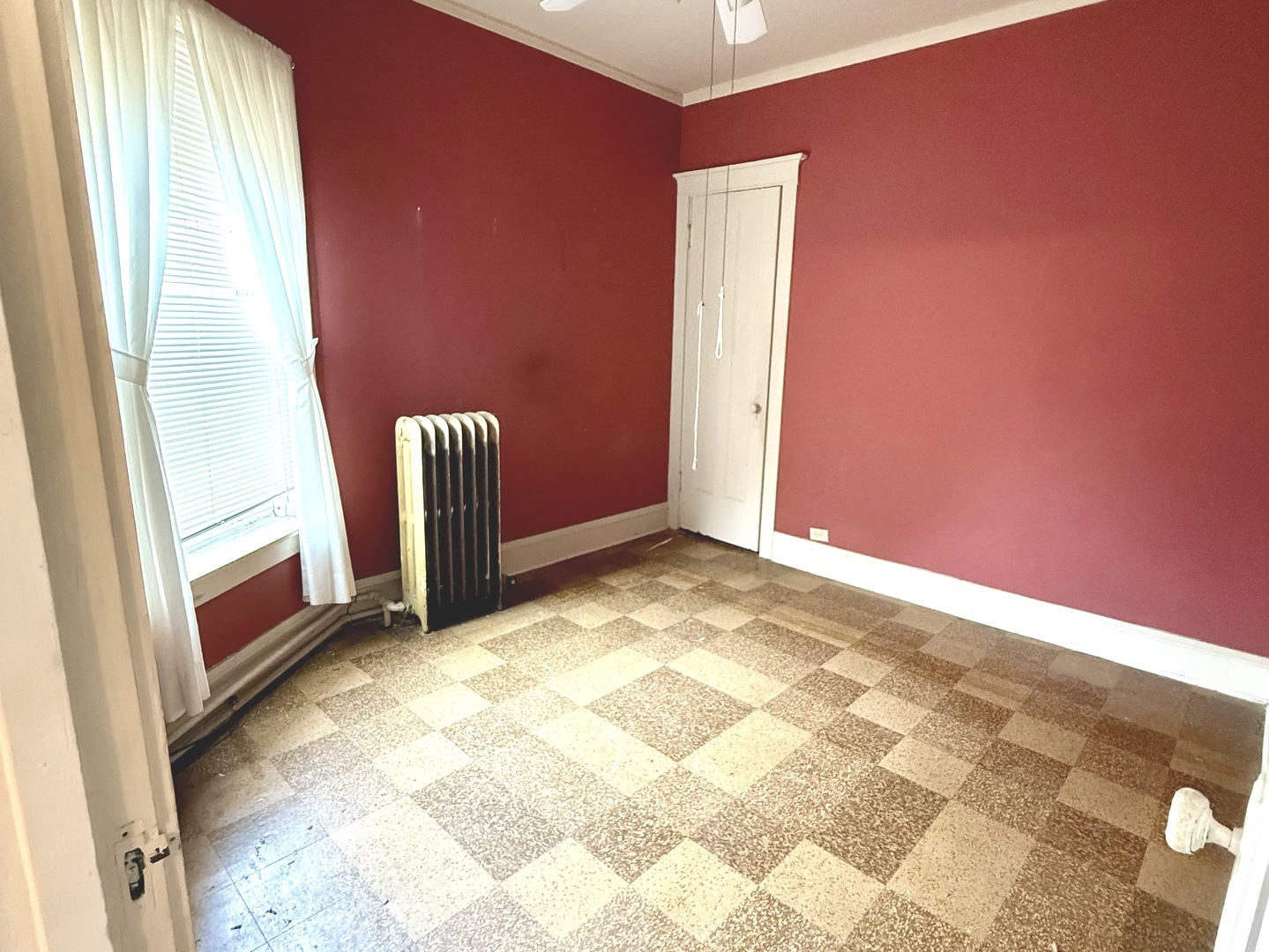 1406 W Hollywood Avenue, Chicago, IL 60660