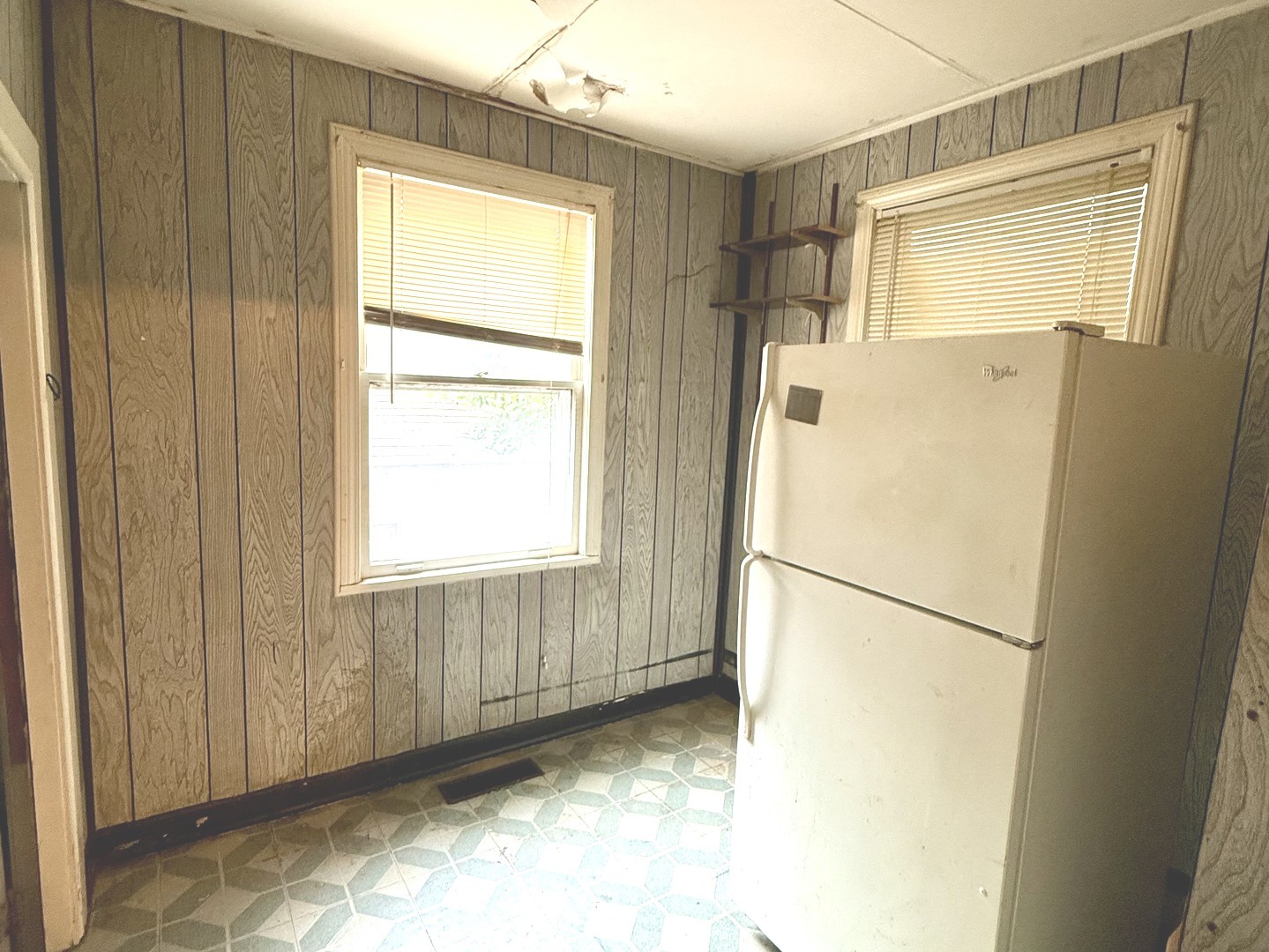 1406 W Hollywood Avenue, Chicago, IL 60660