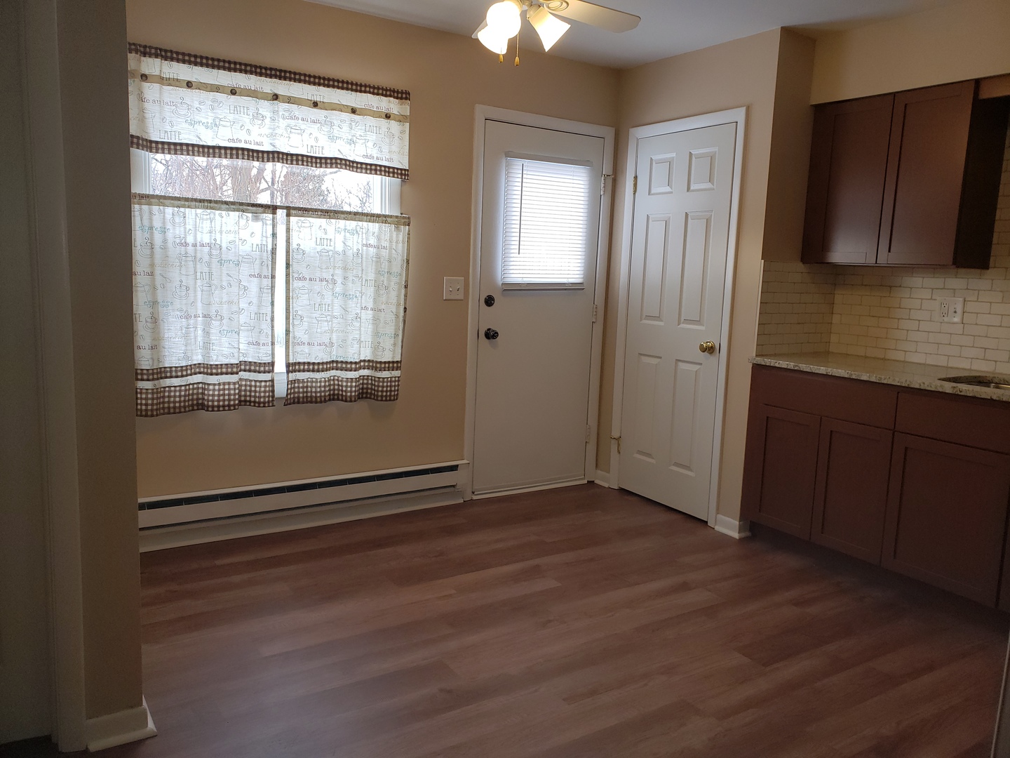 1080 N Highland Avenue, Aurora, IL 60506