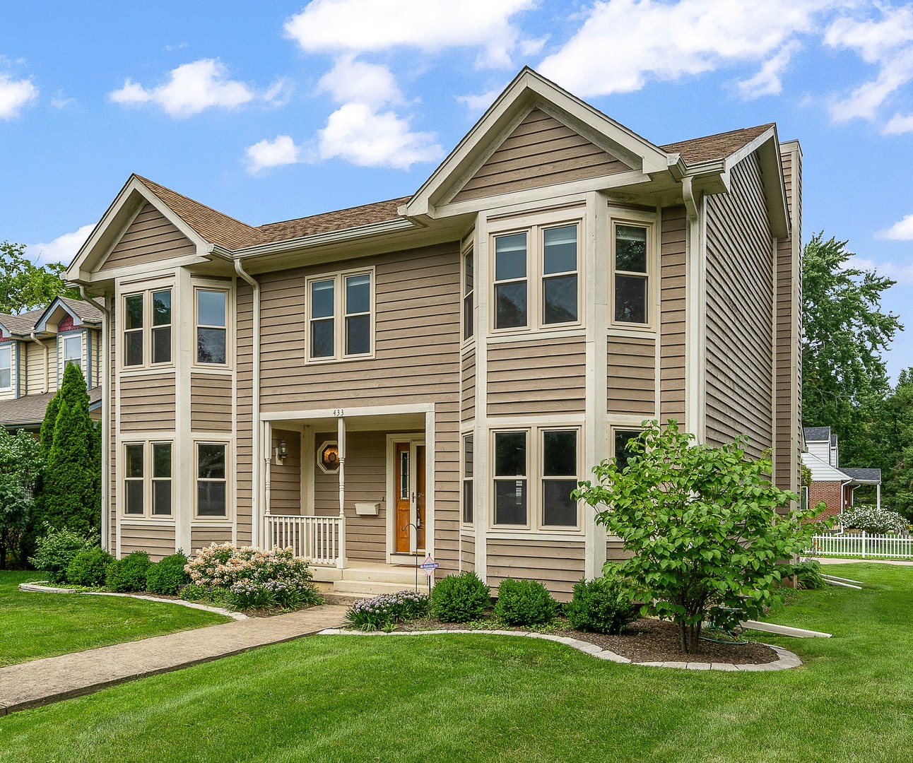 433 Virgie Place, West Chicago, IL 60185