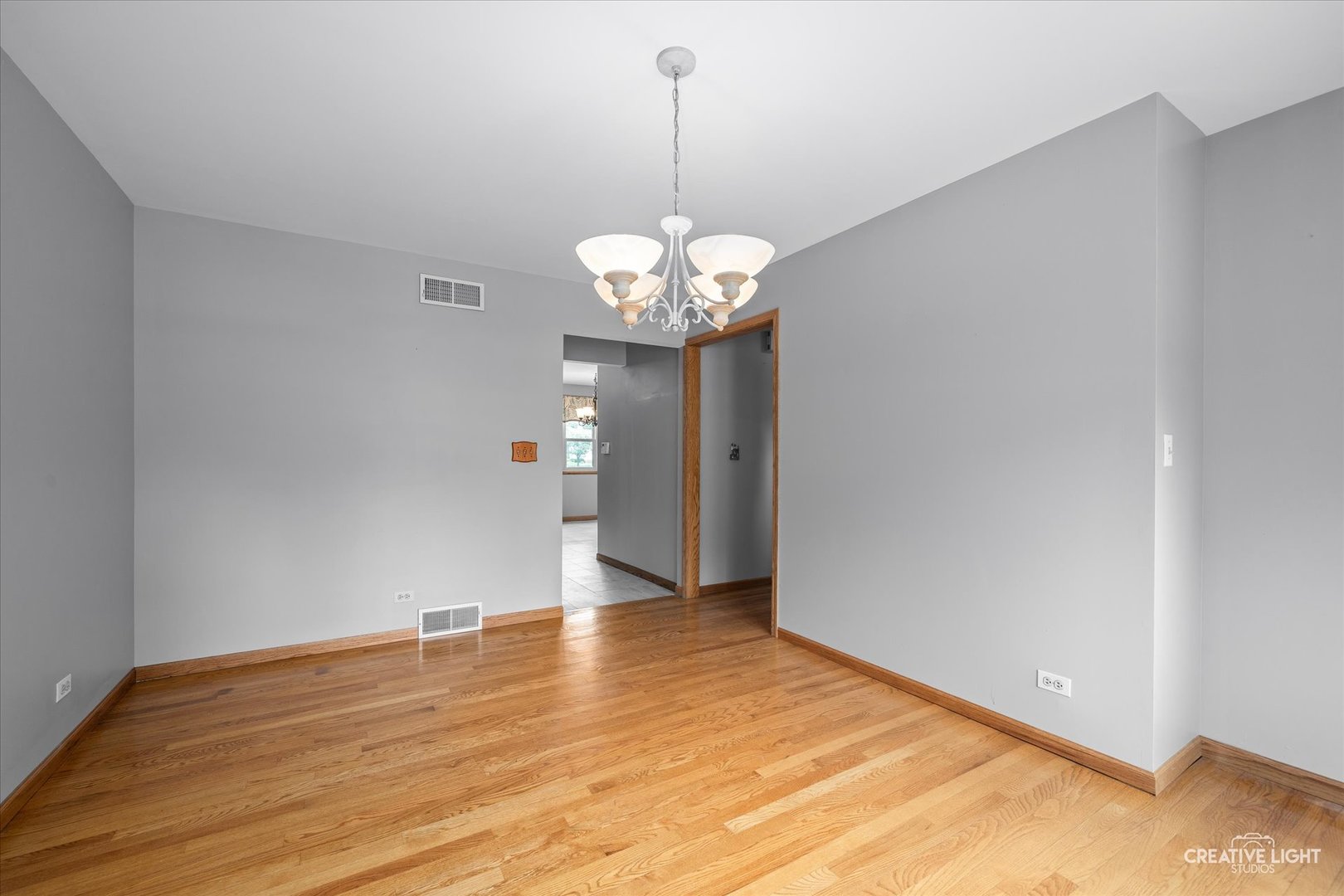 433 Virgie Place, West Chicago, IL 60185