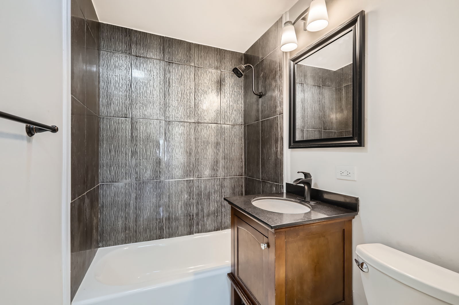 905 N Joliet Street, Wilmington, IL 60481
