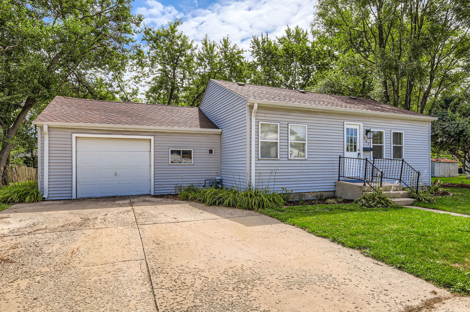 905 N Joliet Street, Wilmington, IL 60481