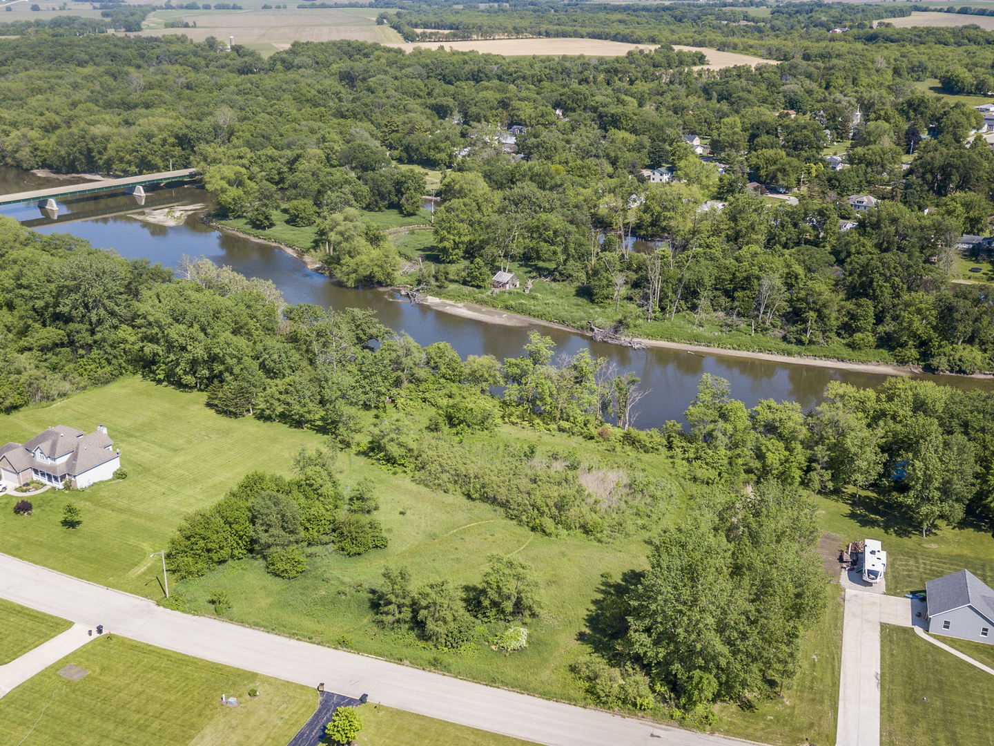 5 Belle Rive Drive, Millington, IL 60537