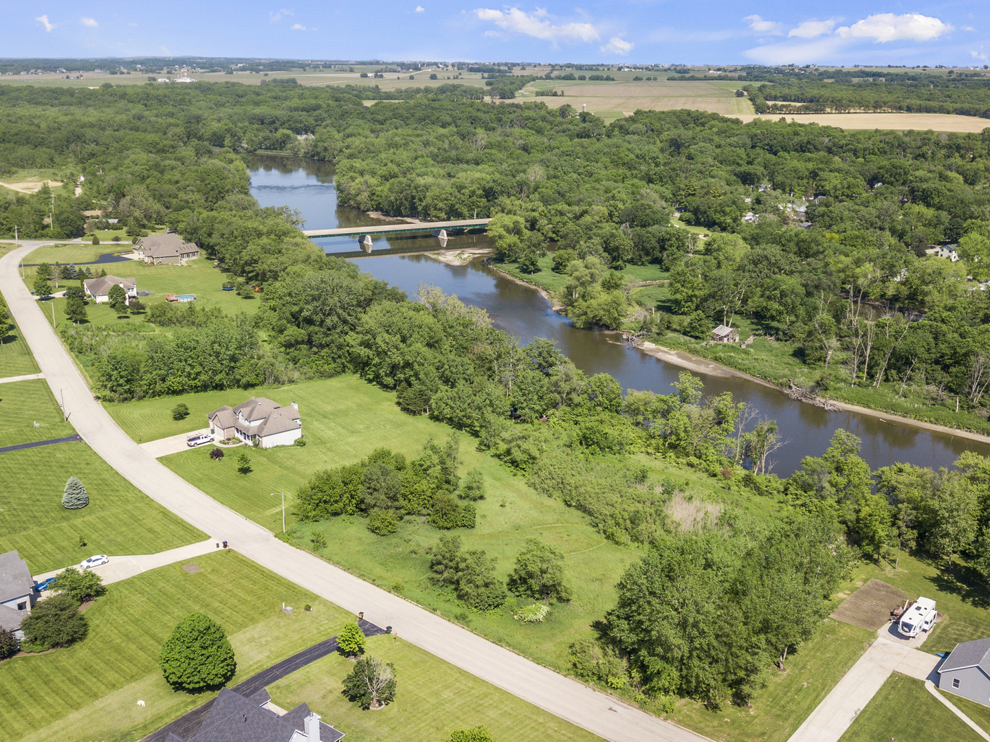 5 Belle Rive Drive, Millington, IL 60537