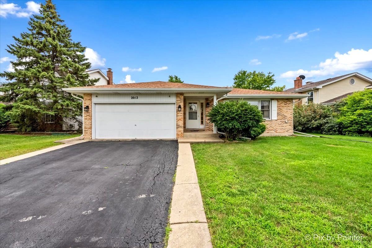 2012 Newport Circle, Hanover Park, IL 60133