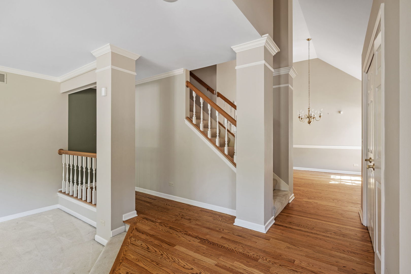2134 Belleau Woods Court, Wheaton, IL 60187