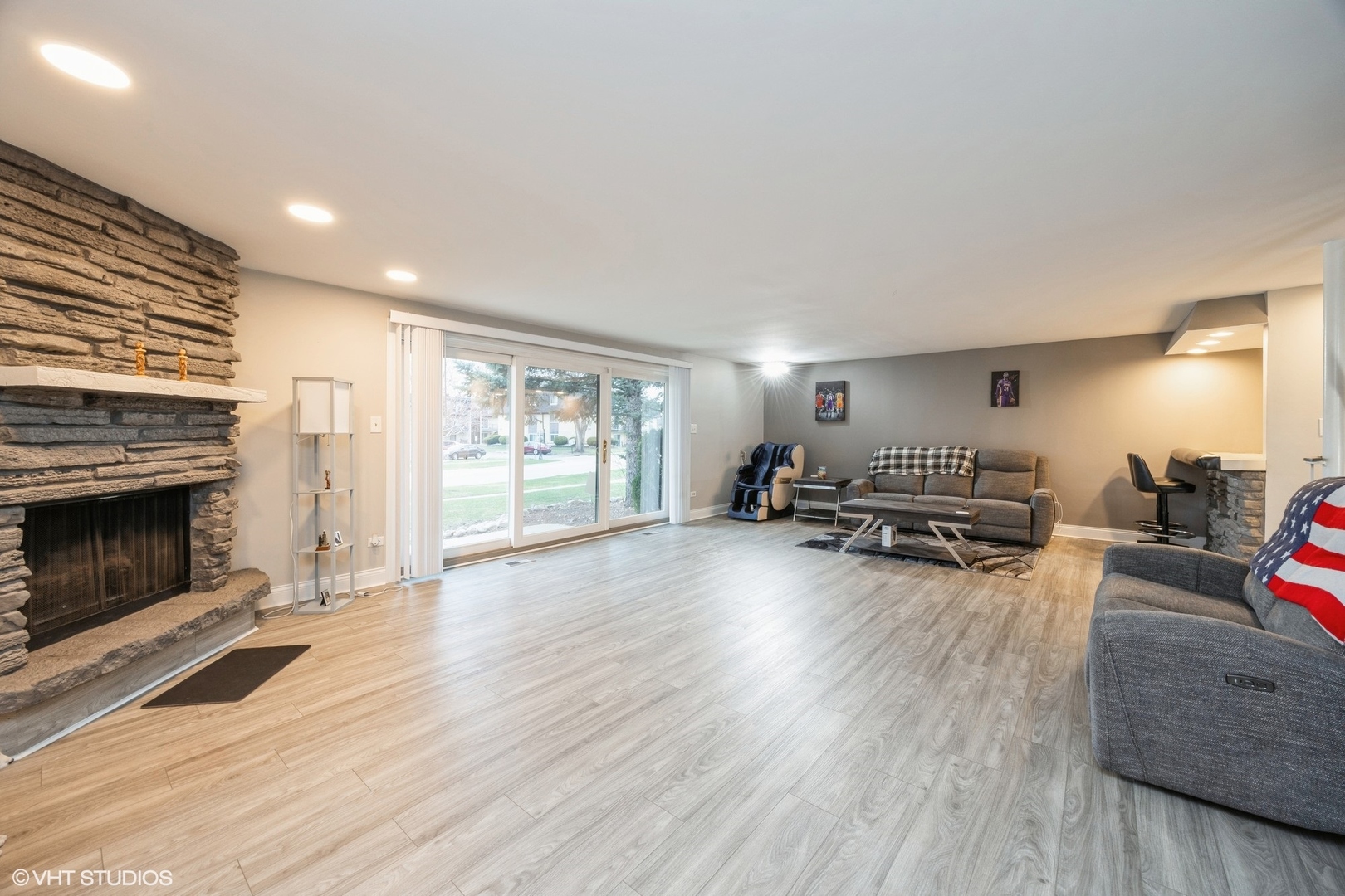 4 Cour La Salle Court, Palos Hills, IL 60465