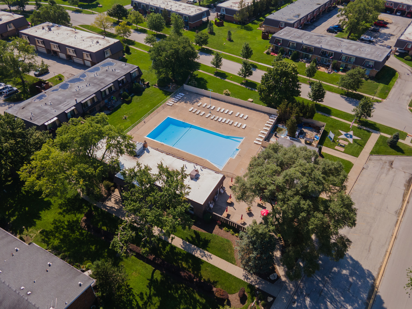 4 Cour La Salle Court, Palos Hills, IL 60465