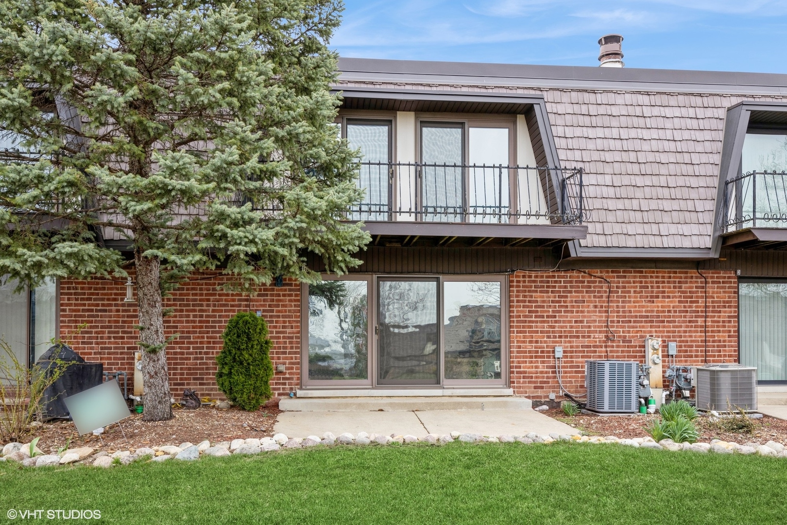 4 Cour La Salle Court, Palos Hills, IL 60465