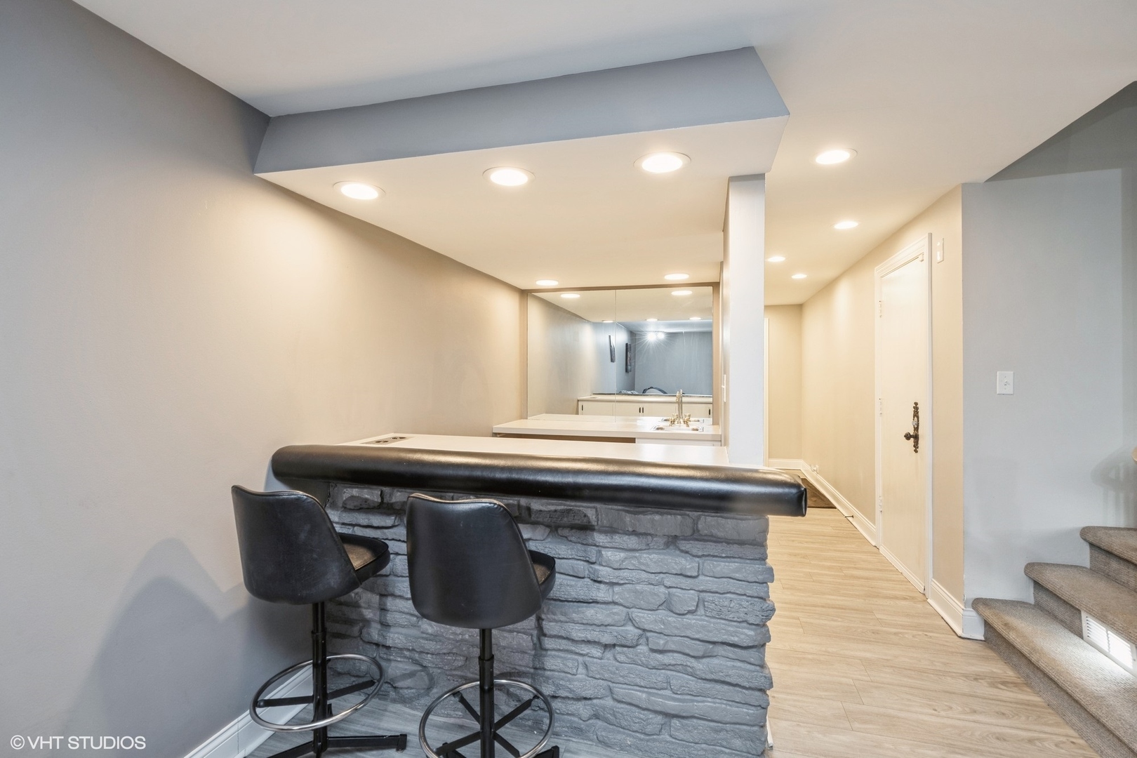 4 Cour La Salle Court, Palos Hills, IL 60465