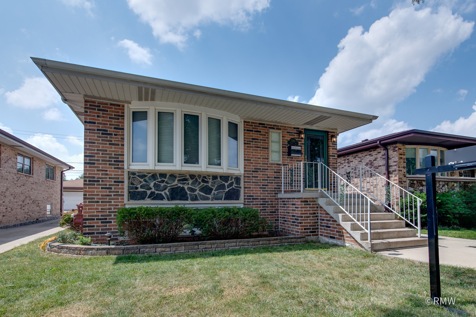3320 N Natoma Avenue, Chicago, IL 60634
