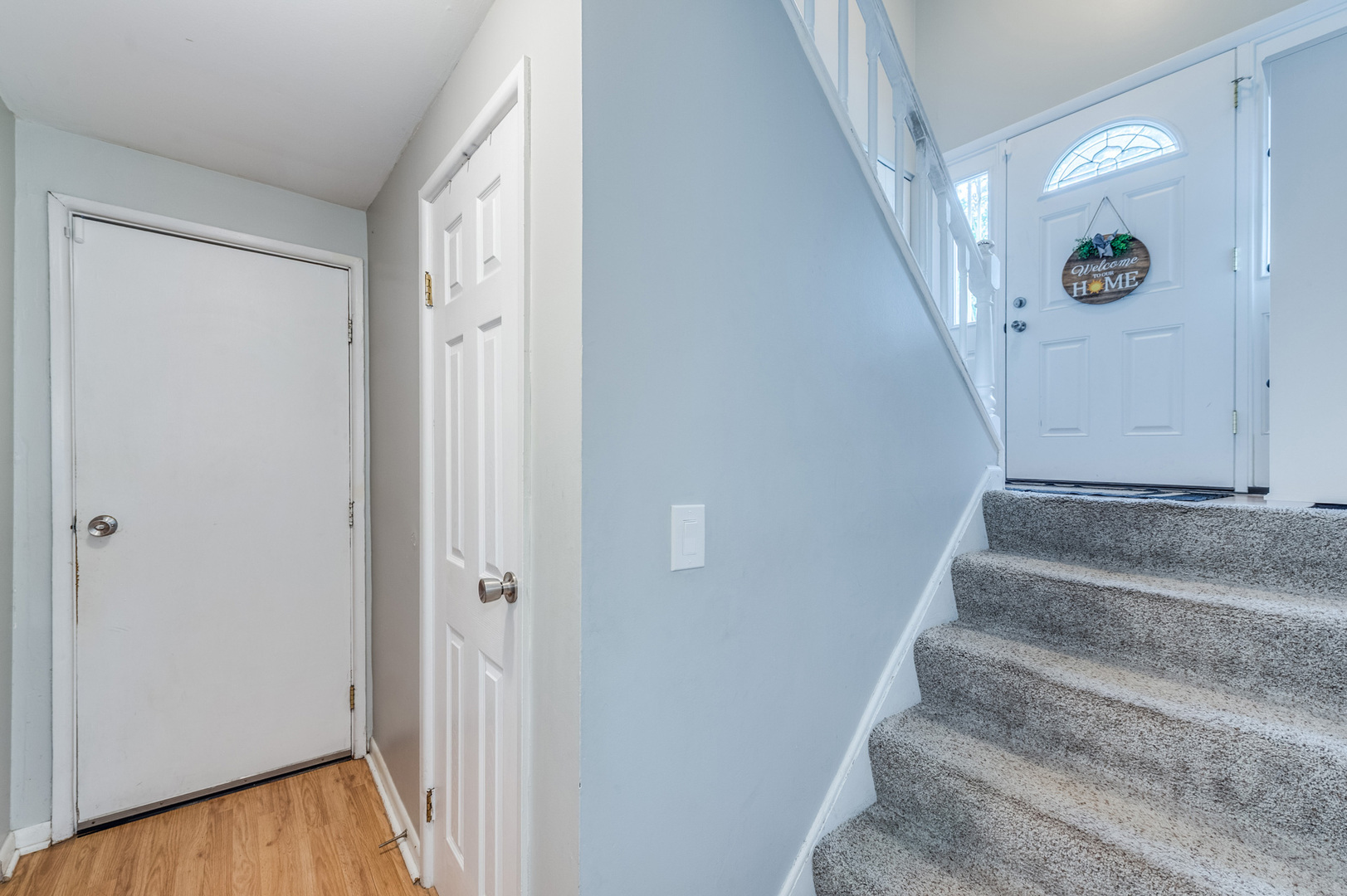 655 Oklahoma Circle, Elk Grove Village, IL 60007