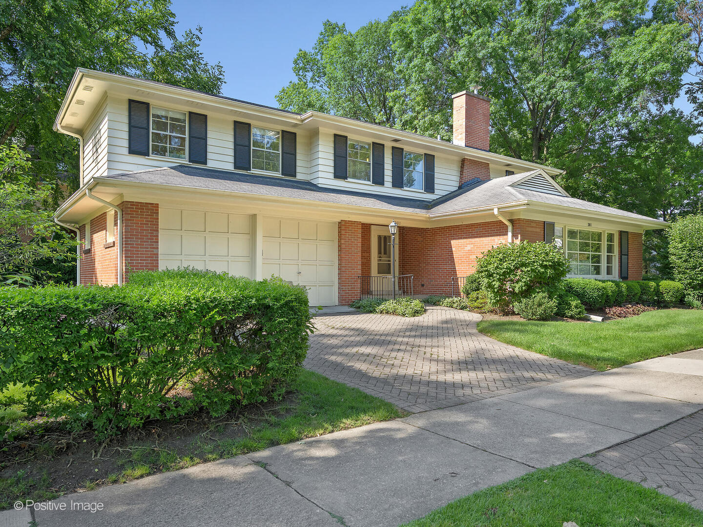 301 S Edgewood Avenue, La Grange, IL 60525