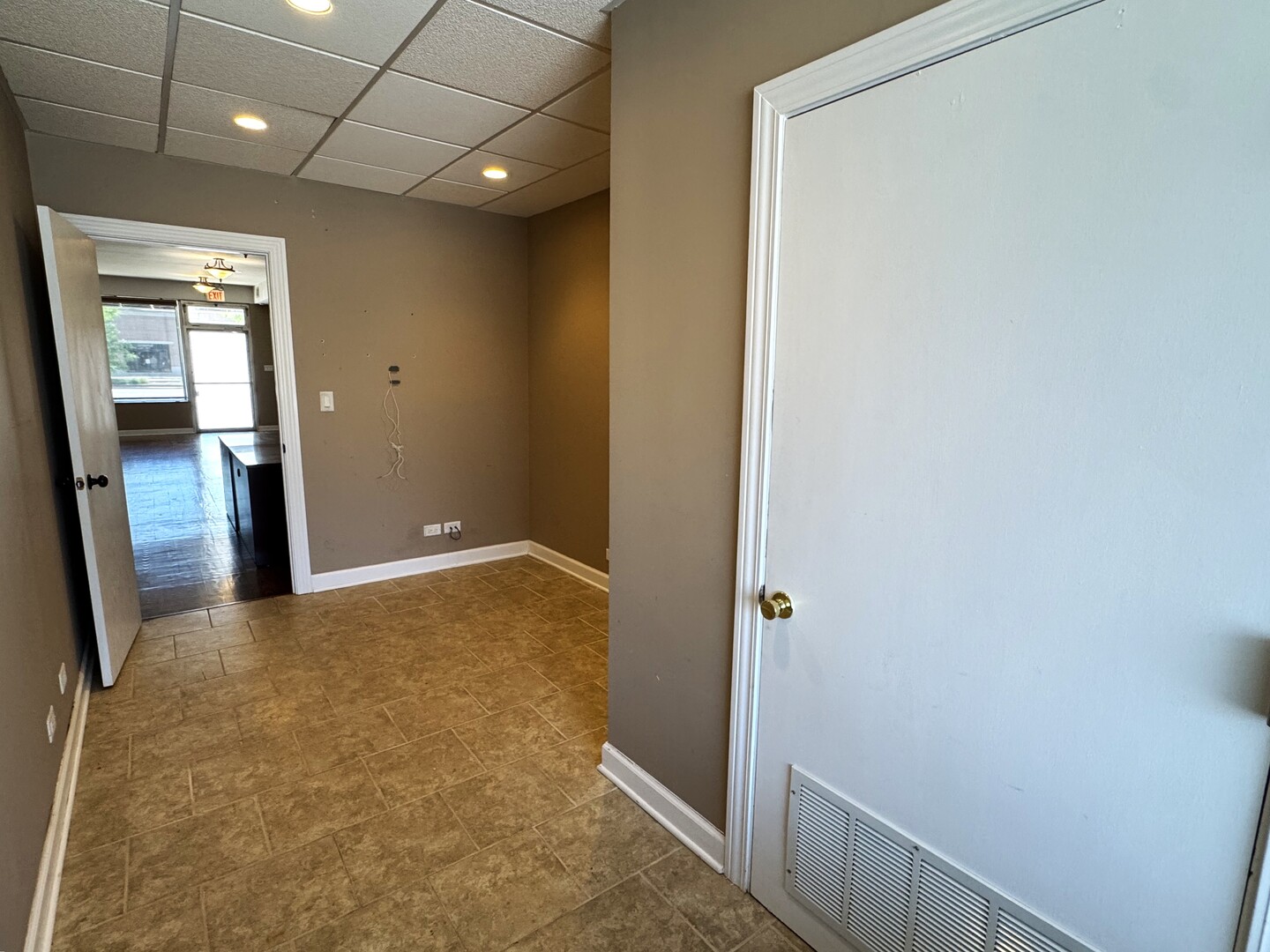 12331 S Harlem Avenue, Palos Heights, IL 60463