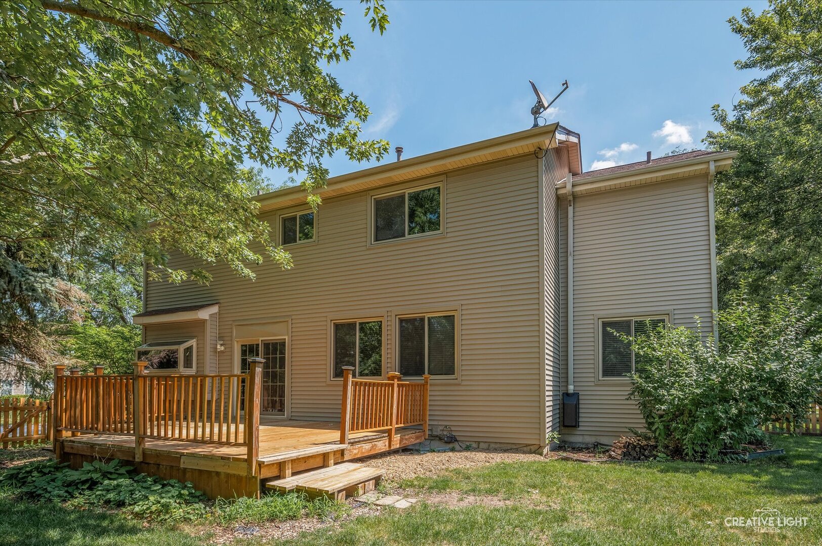 222 Mondovi Drive, Oswego, IL 60543