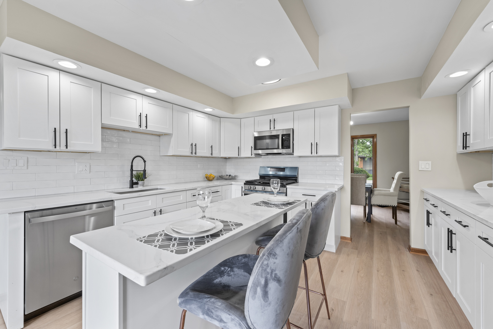 14106 S Golden Oak Drive, Homer Glen, IL 60491