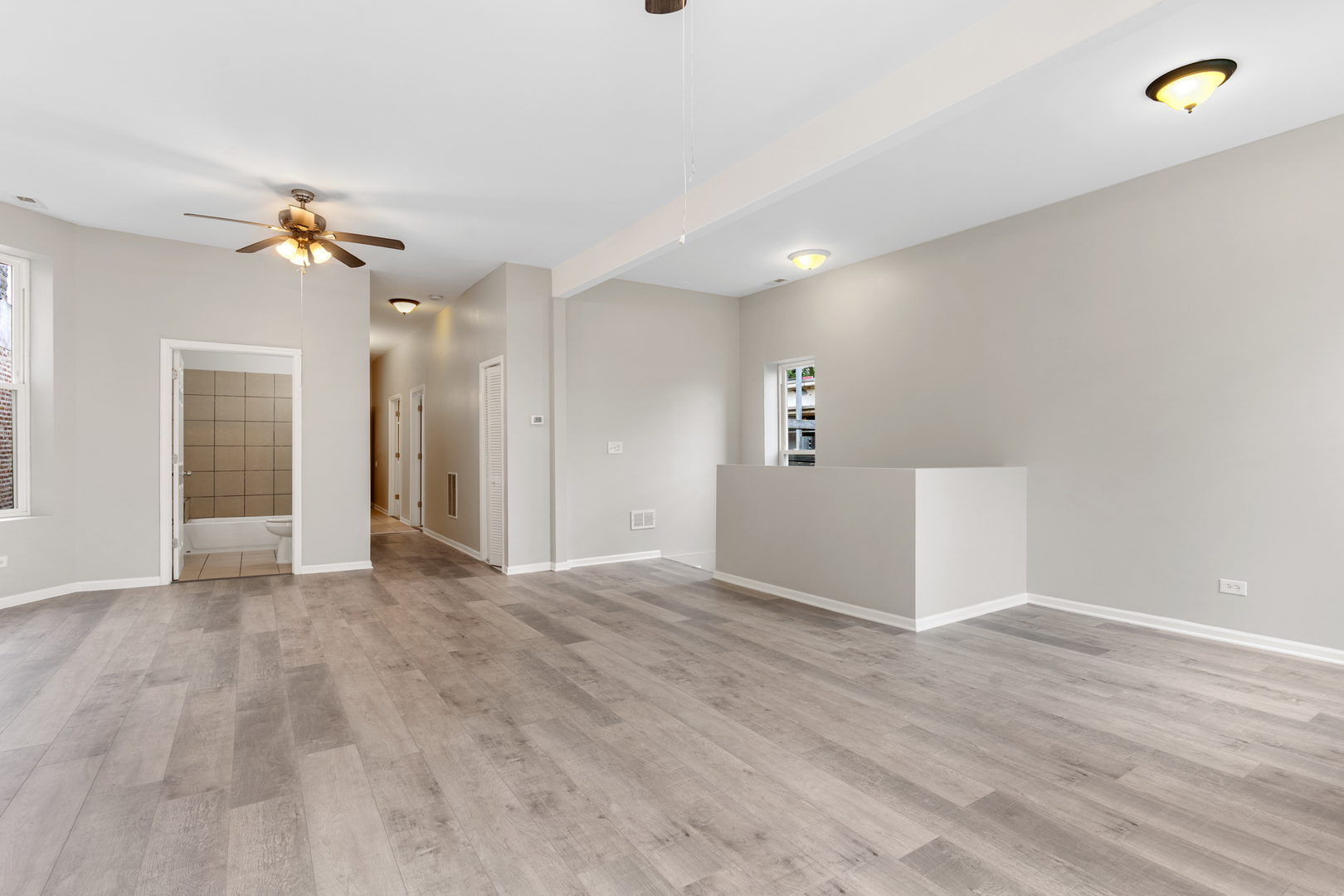 1939 S Sawyer Avenue, Chicago, IL 60623