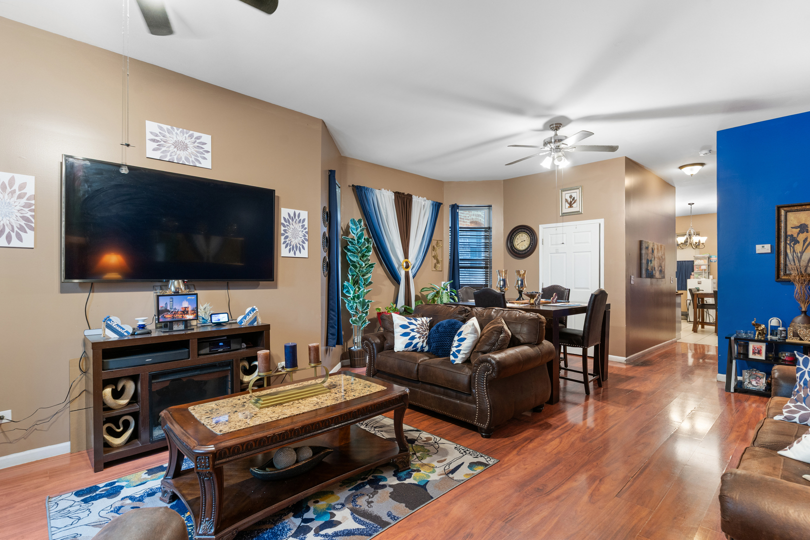 1939 S Sawyer Avenue, Chicago, IL 60623