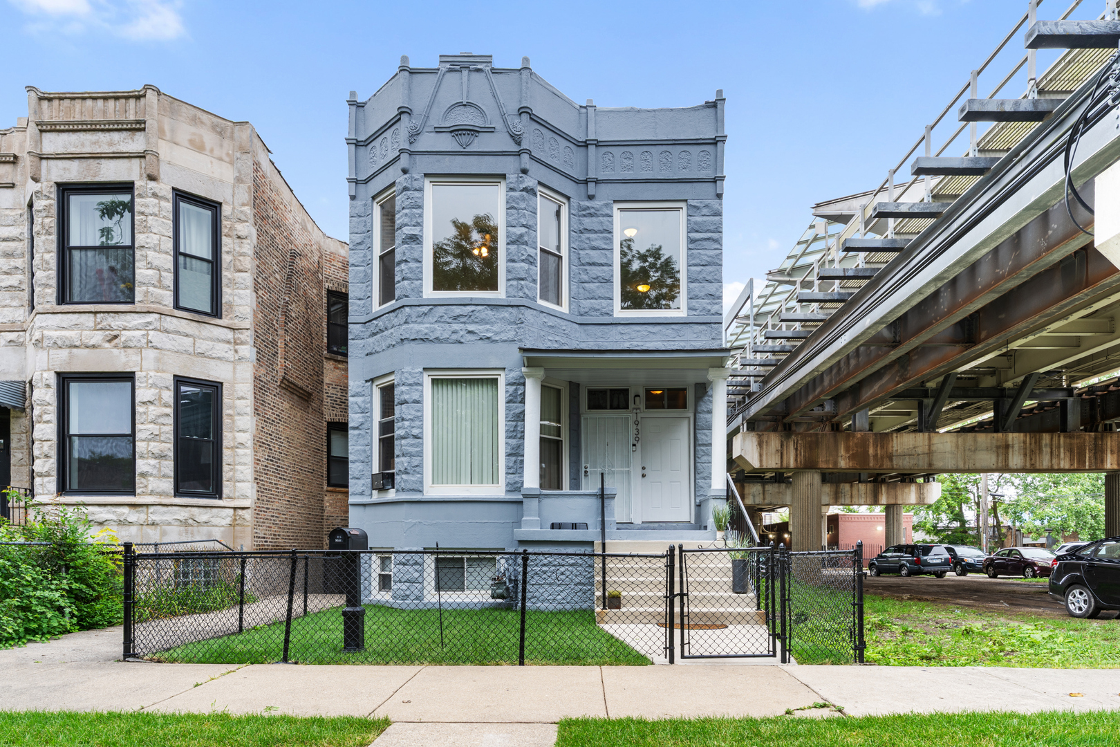 1939 S Sawyer Avenue, Chicago, IL 60623
