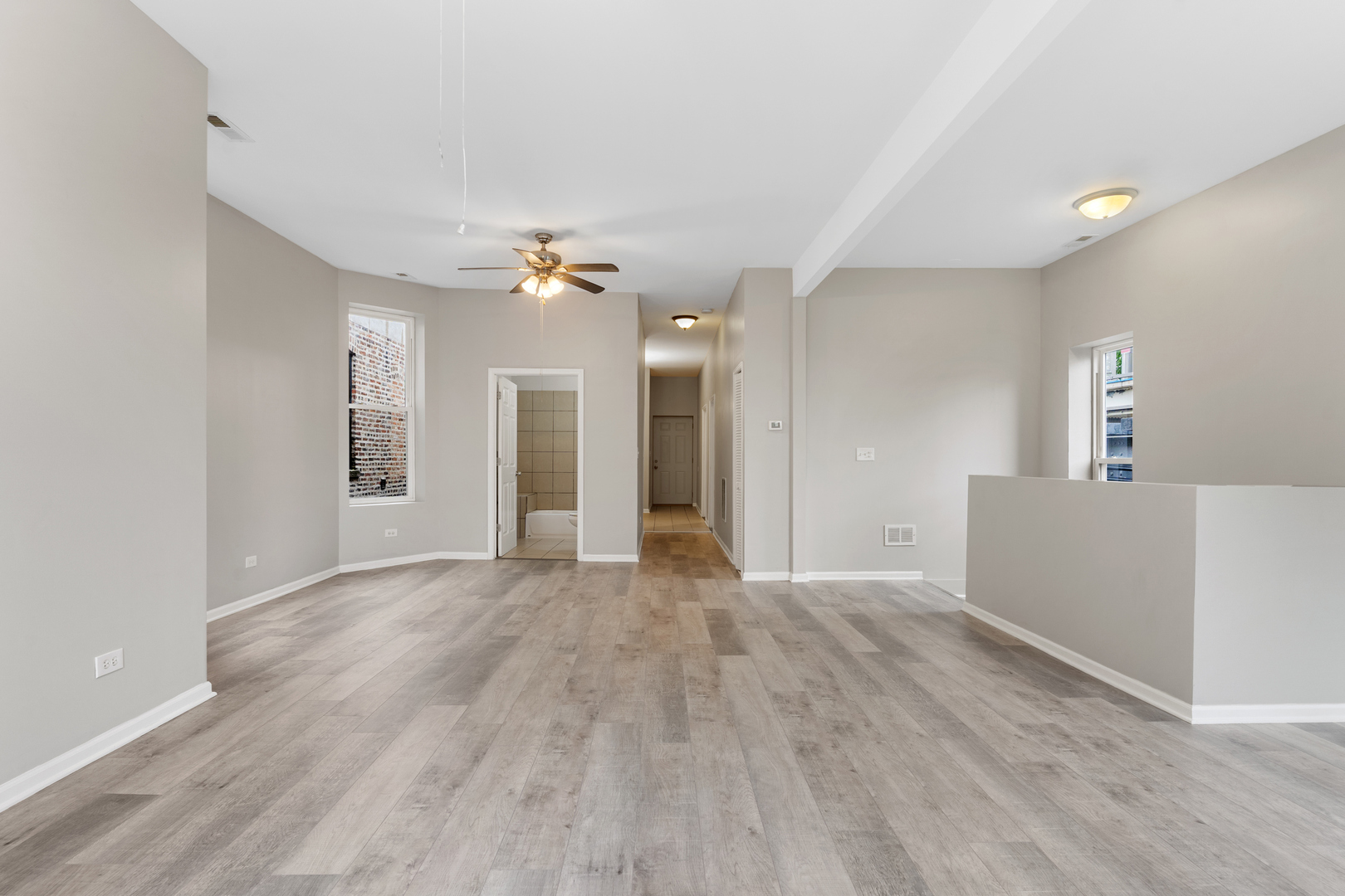 1939 S Sawyer Avenue, Chicago, IL 60623