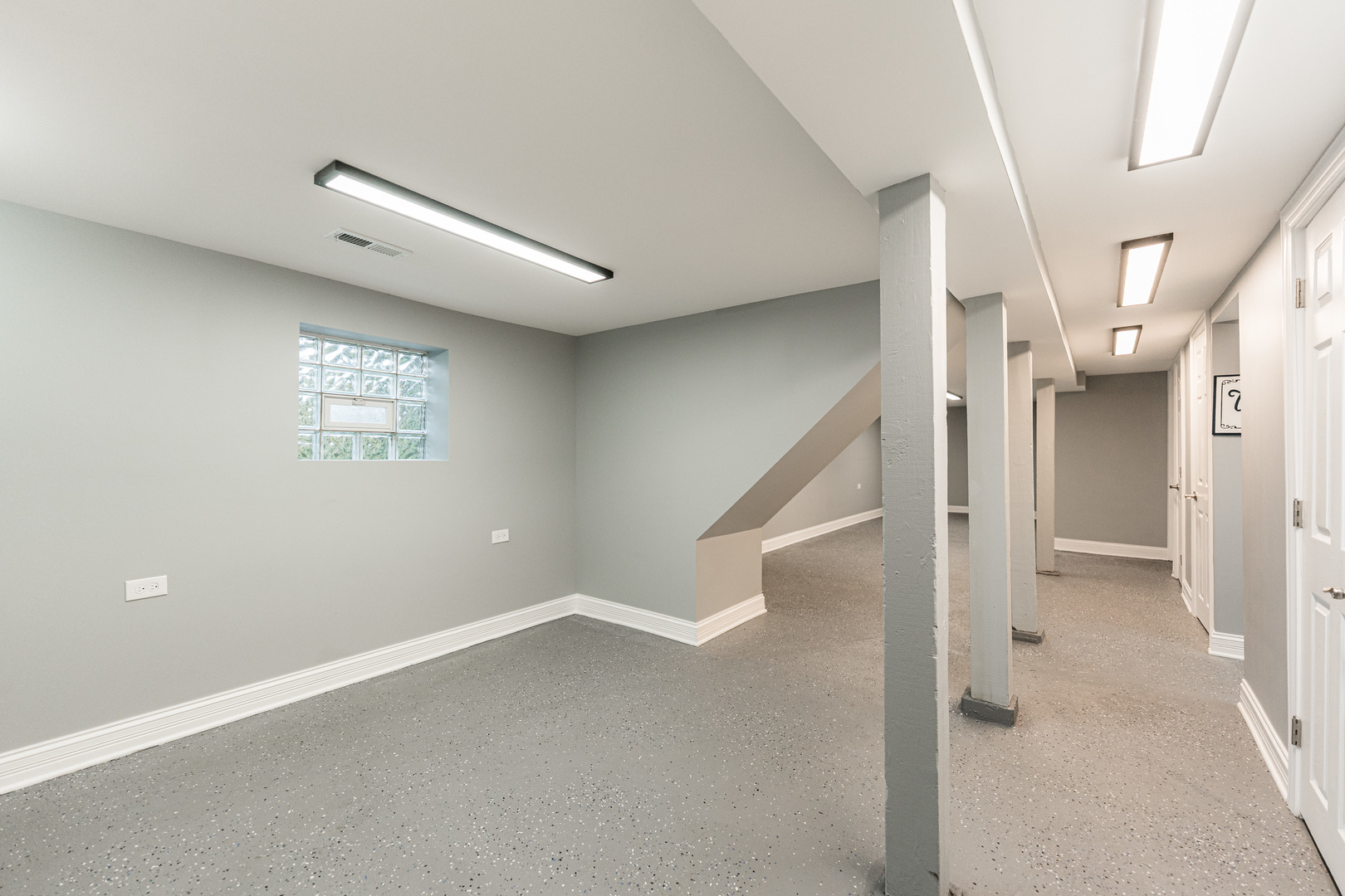 8545 S Vincennes Avenue, Chicago, IL 60620