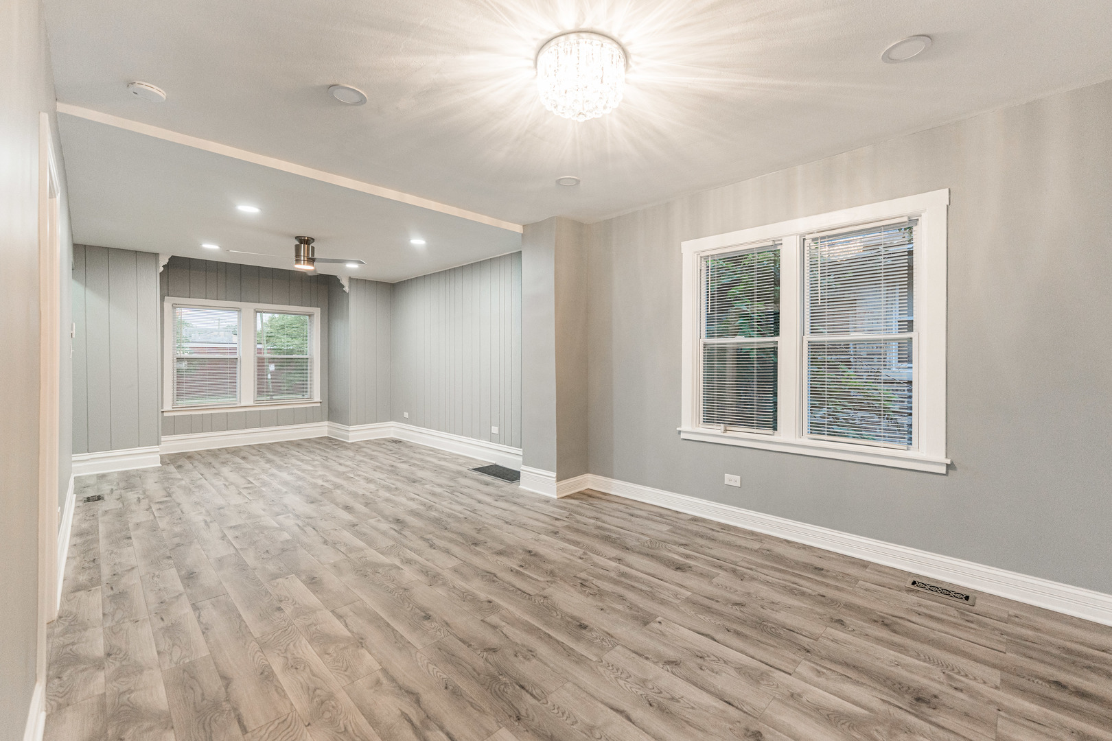 8545 S Vincennes Avenue, Chicago, IL 60620