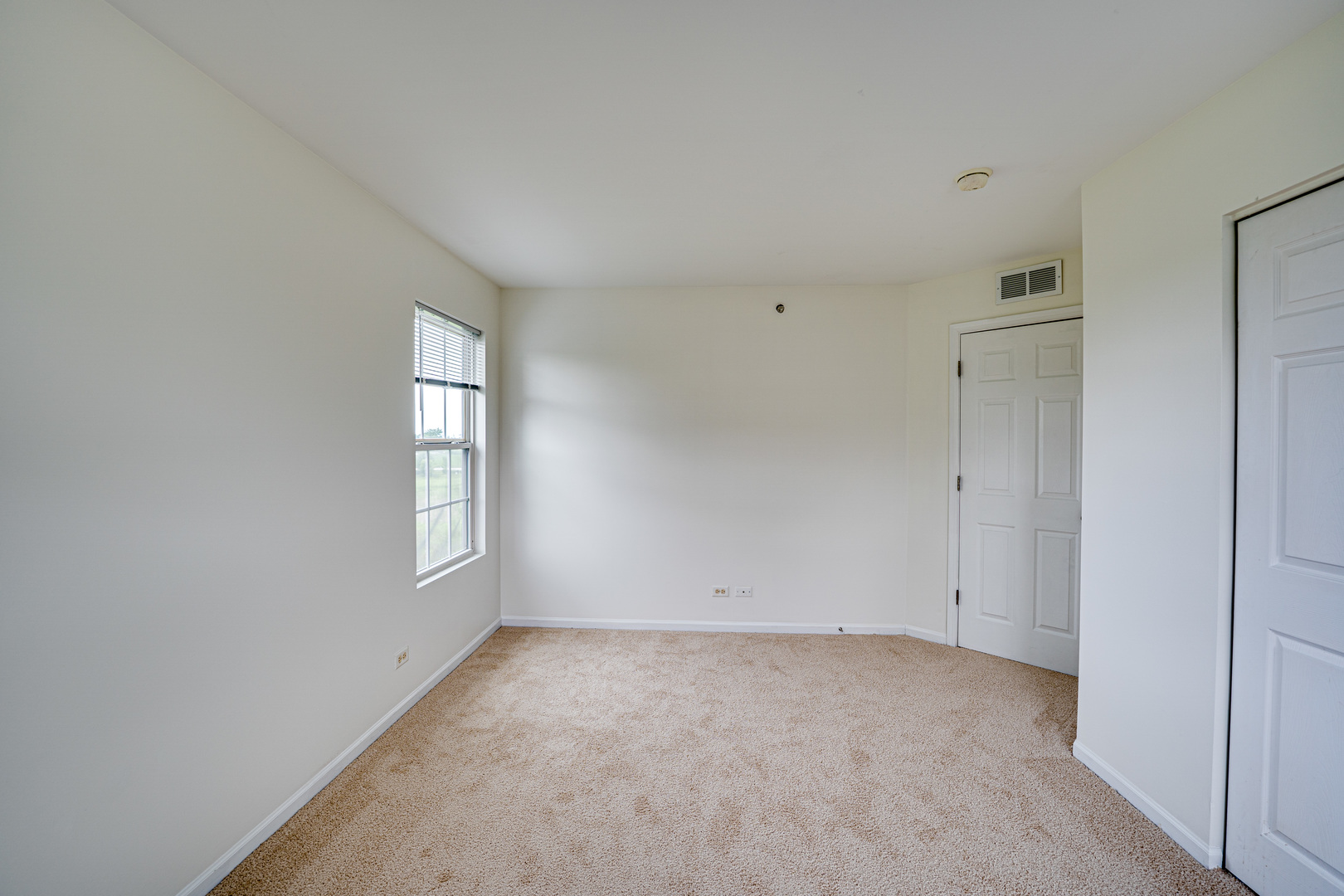 3821 Bailey Road #3821, Yorkville, IL 60560