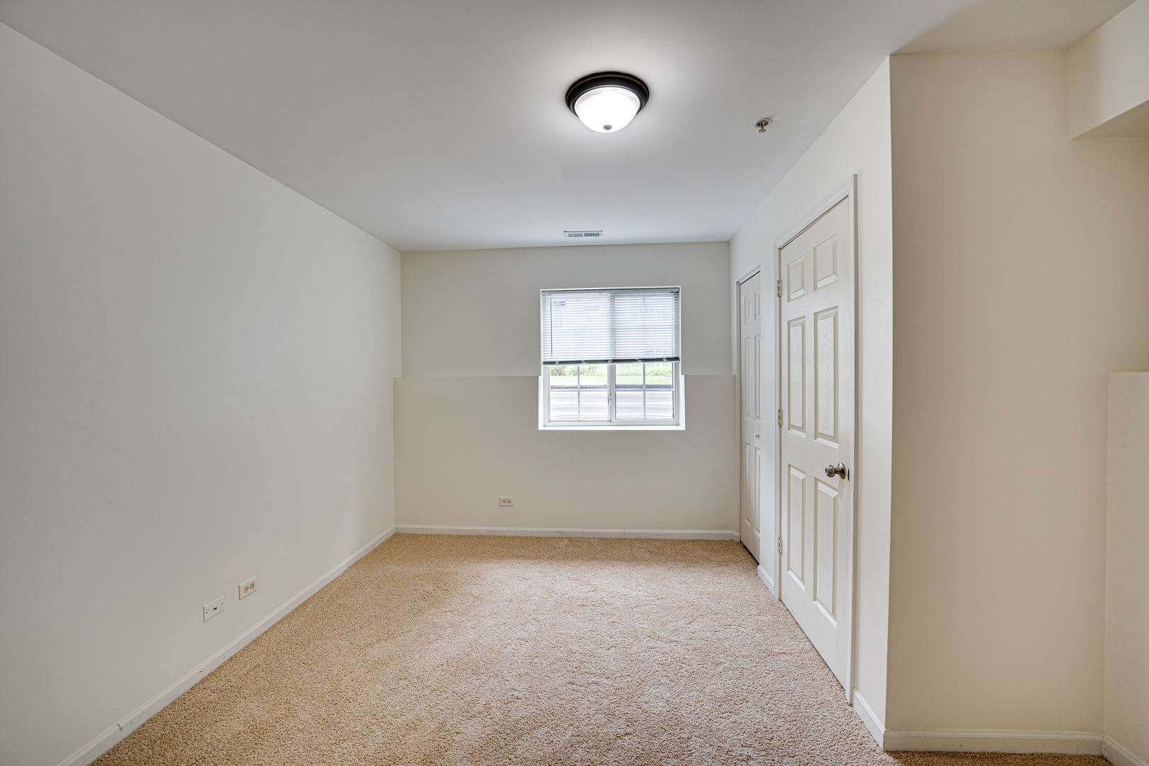 3821 Bailey Road #3821, Yorkville, IL 60560