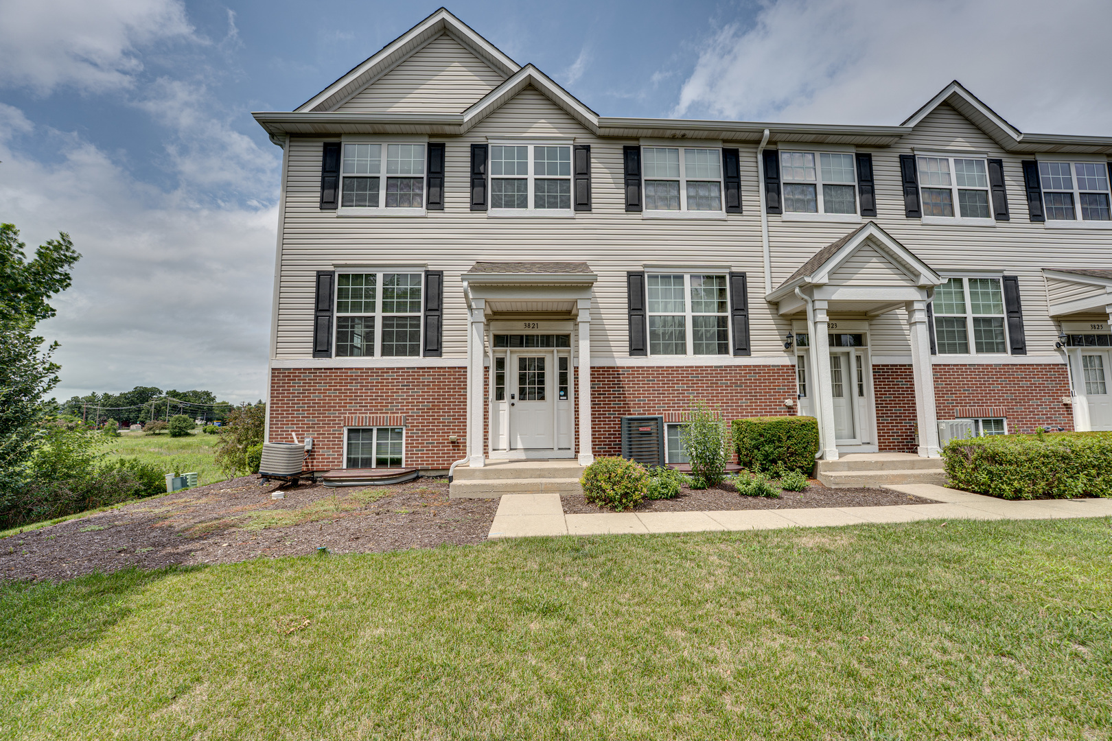 3821 Bailey Road #3821, Yorkville, IL 60560