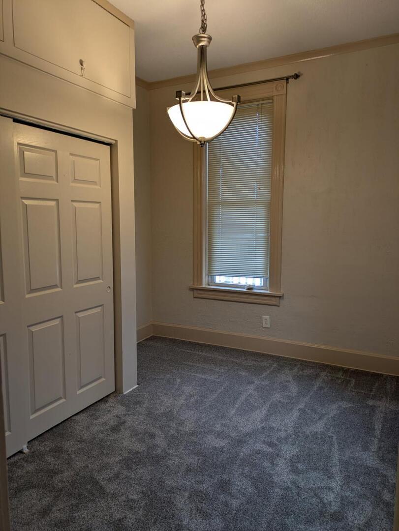 328 W Saint Charles Road, Lombard, IL 60148