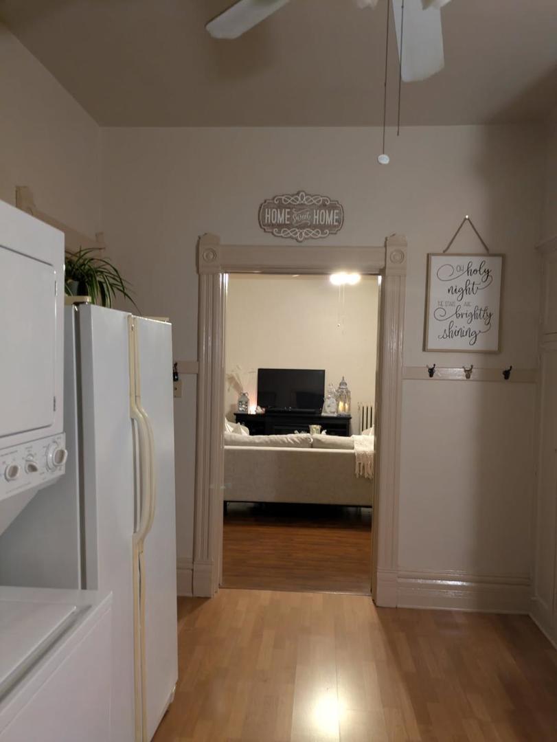 328 W Saint Charles Road, Lombard, IL 60148