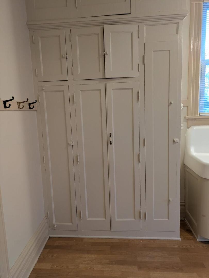 328 W Saint Charles Road, Lombard, IL 60148