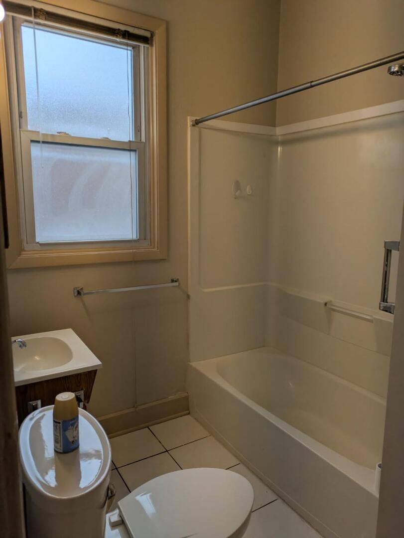 328 W Saint Charles Road, Lombard, IL 60148