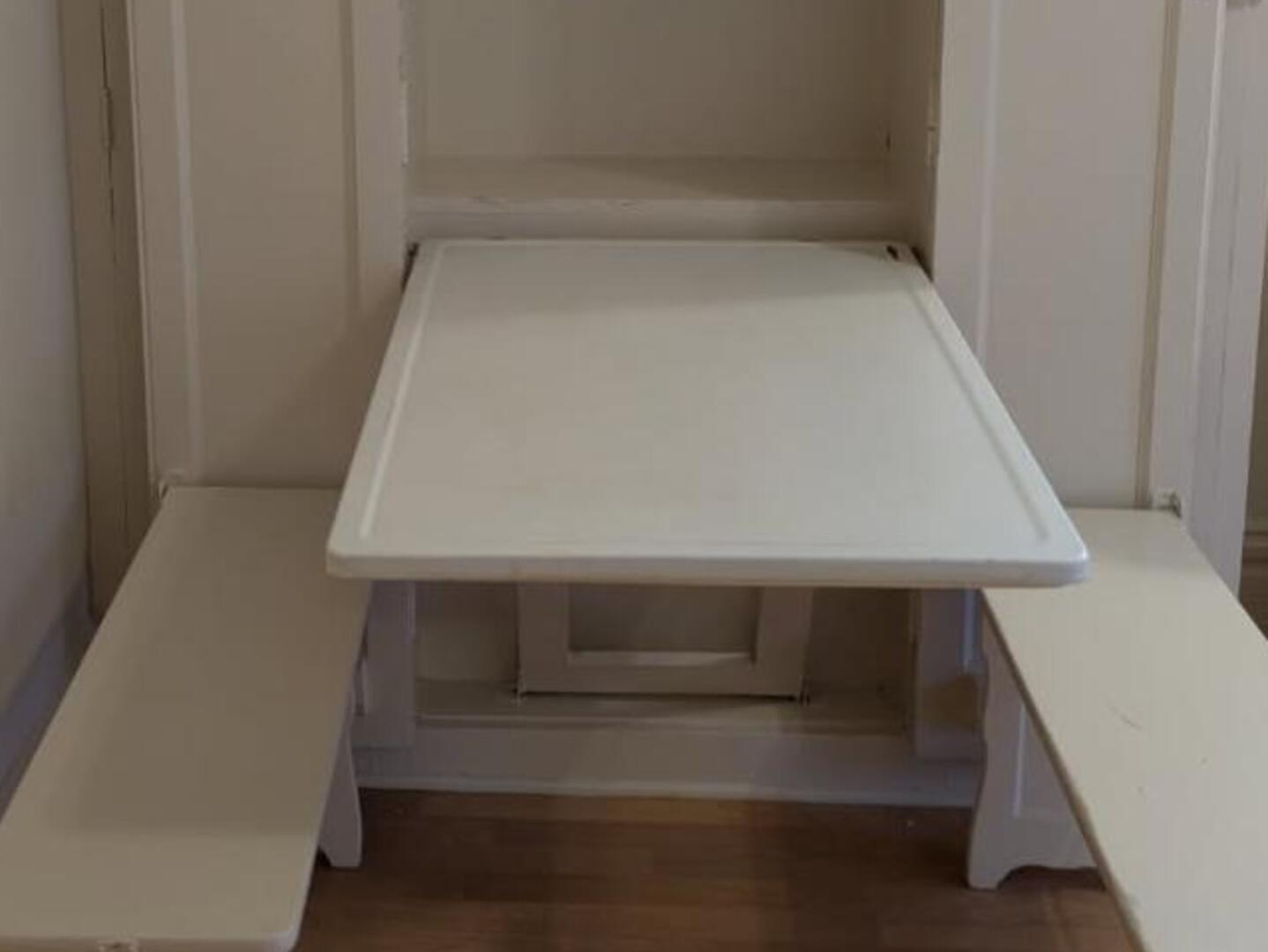 328 W Saint Charles Road, Lombard, IL 60148