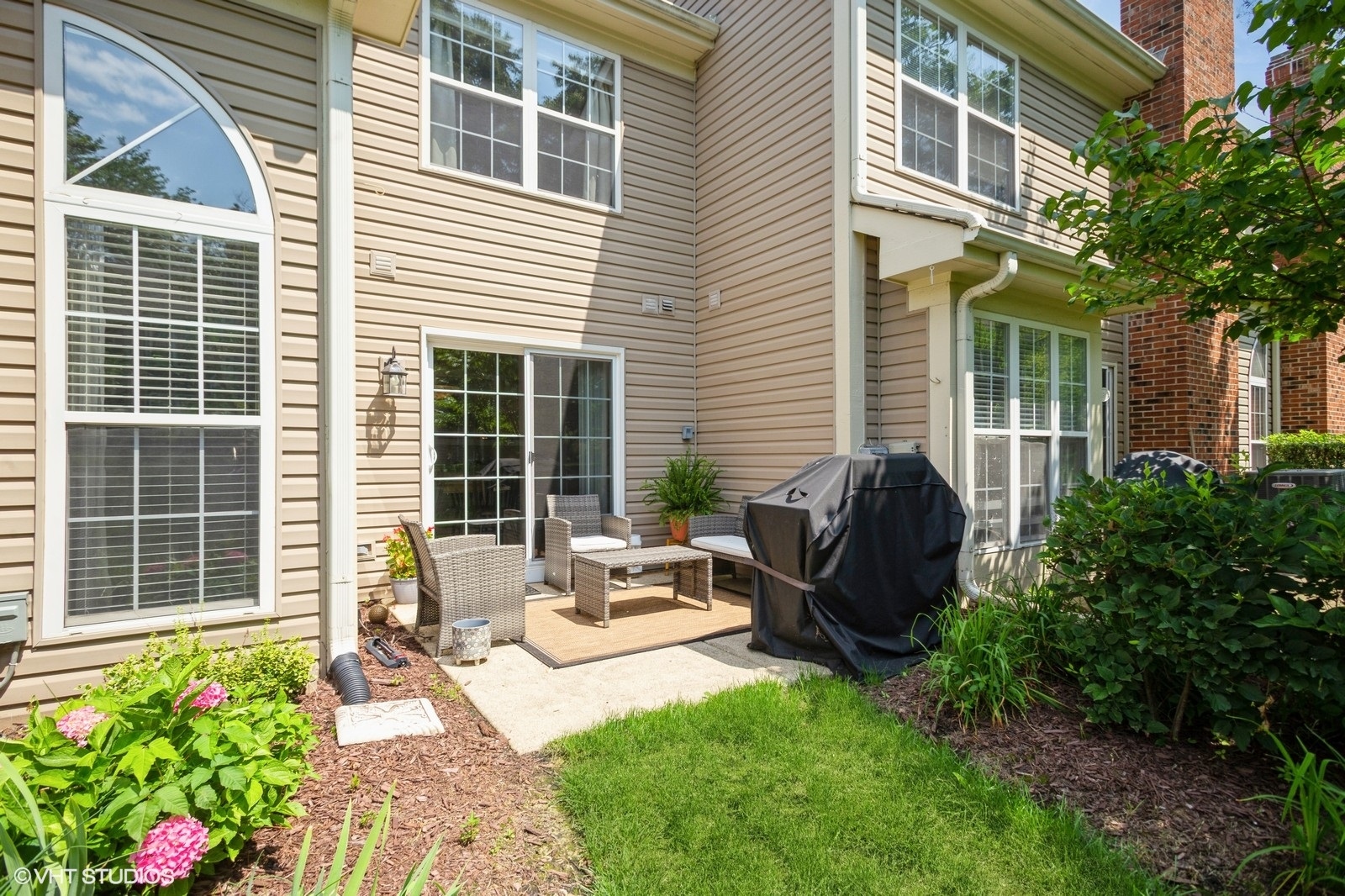 707 Clover Hill Court, Elk Grove Village, IL 60007